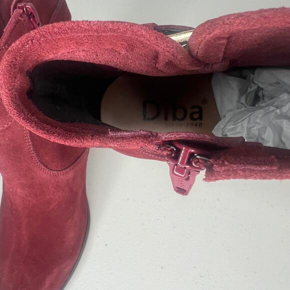 Diba Burgundy Red Buckle Leather Ankle Booties Size 8 - Picture 7 of 8